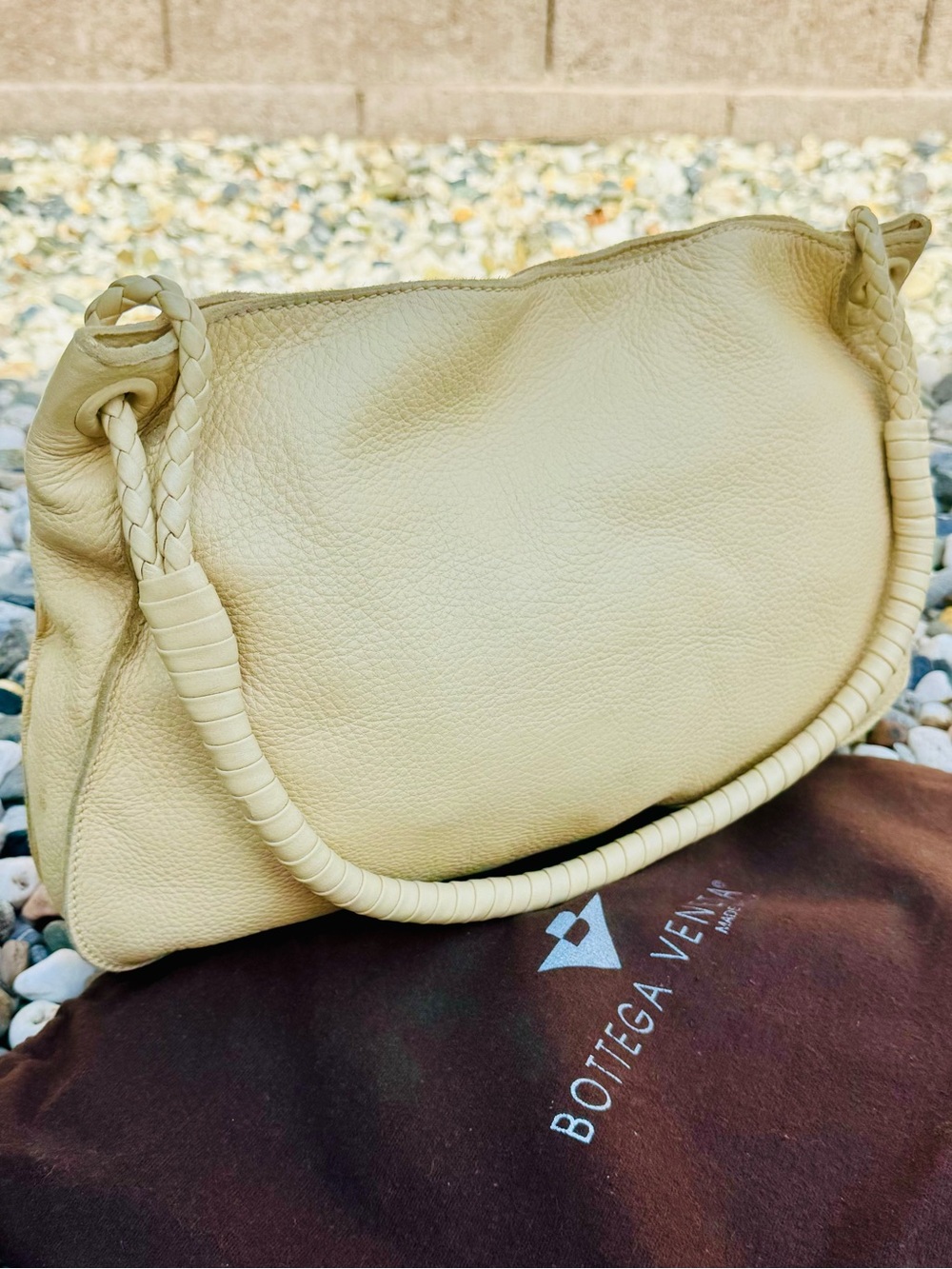 Bottega Veneta Italy Hobo Bag - Picture 3 of 11